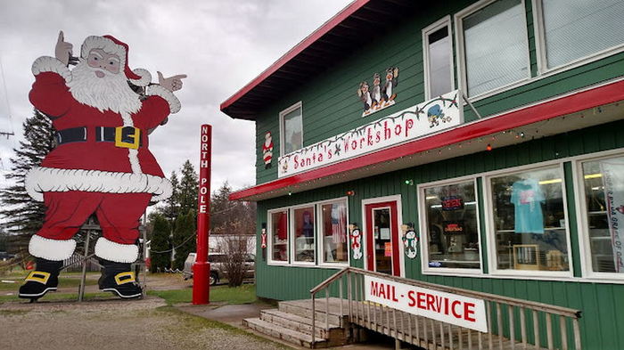 Santas Motel - Santas Workshop Photo
